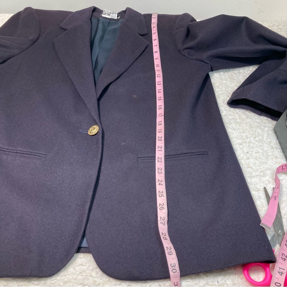 ✨ Vintage Sag Harbor Wool Blazer – Classic 80s Power Piece ✨ - Picture 9 of 15